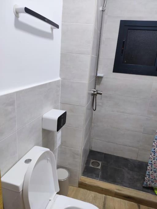 Superbe Appartement Avec Parking Gratuit Et Garde Dakar Exteriér fotografie